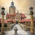 Zamek Czocha 3* Leśna