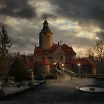 Aparthotel Zamek Czocha Leśna