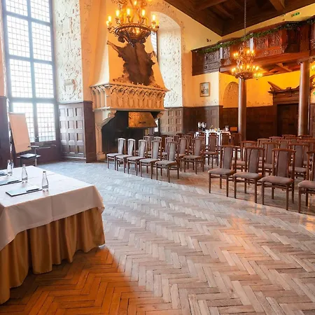 Aparthotel Zamek Czocha