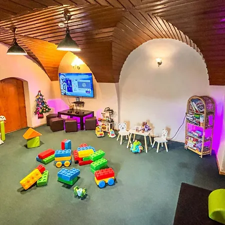 Zamek Czocha Apartmanhotel 3*