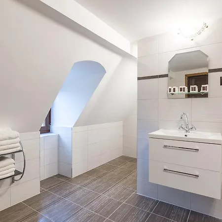 Zamek Czocha Aparthotel 3*
