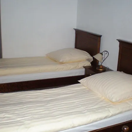 Zamek Czocha Apartmanhotel 3*