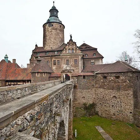 Zamek Czocha 3* Leśna