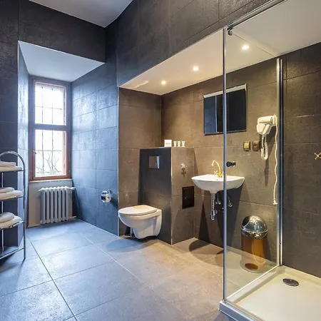 Zamek Czocha 3* Leśna