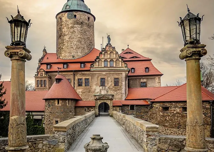 Zamek Czocha 3* Leśna