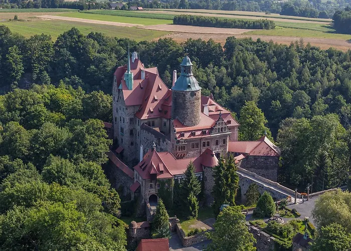 Apartmanhotel Zamek Czocha 3*