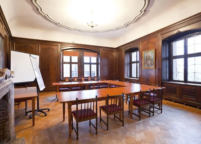 Apartmanhotel Zamek Czocha 3*