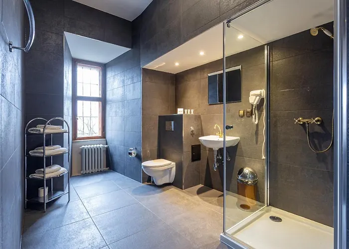 Zamek Czocha 3* Leśna